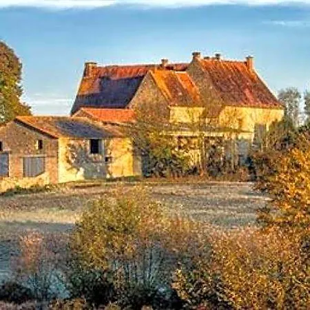 Chateau Le Retail Saint-Hilaire-des-Loges