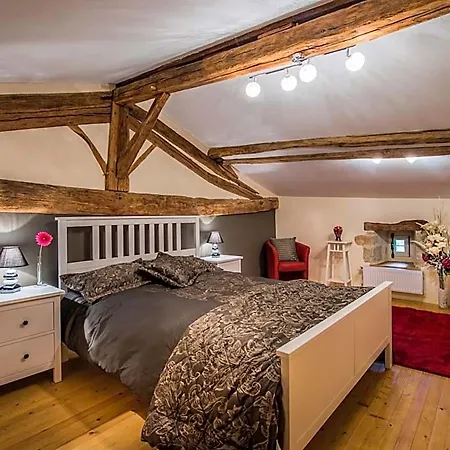 Chateau Le Retail *